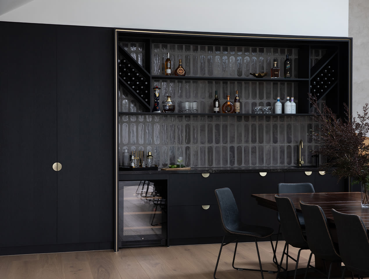 Havwoods HW3823 Amazon timber flooring, HW33018 Brienne veneer, HW31002 Mendes veneer pre-finished board. Installed in a Pakenham home in VIC.